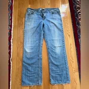 Mens Gap jeans straight fit size 34x32